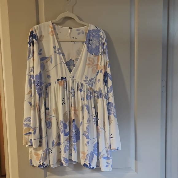 Free People Tops - Free People Blue Asymmetrical Long Sleeve Blouse